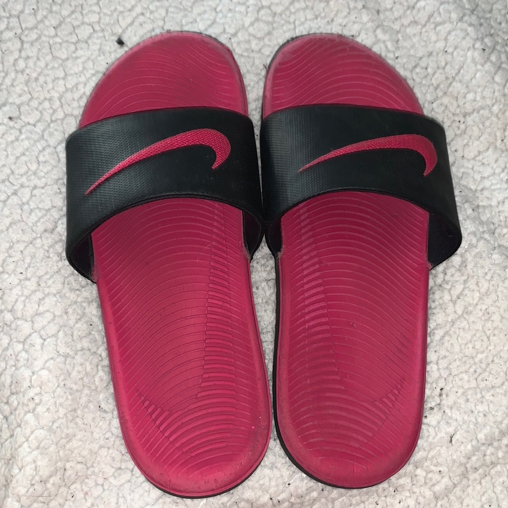 Nike Kawa Slides BLACK PINK